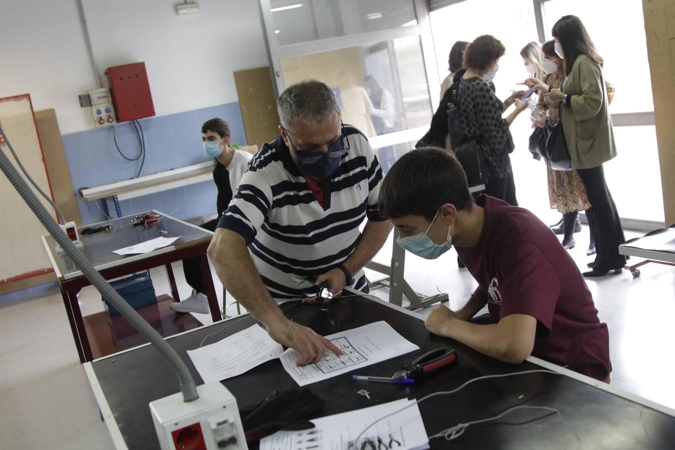 El Polígono Sur estrena escuela ocupacional de la Fundación don Bosco