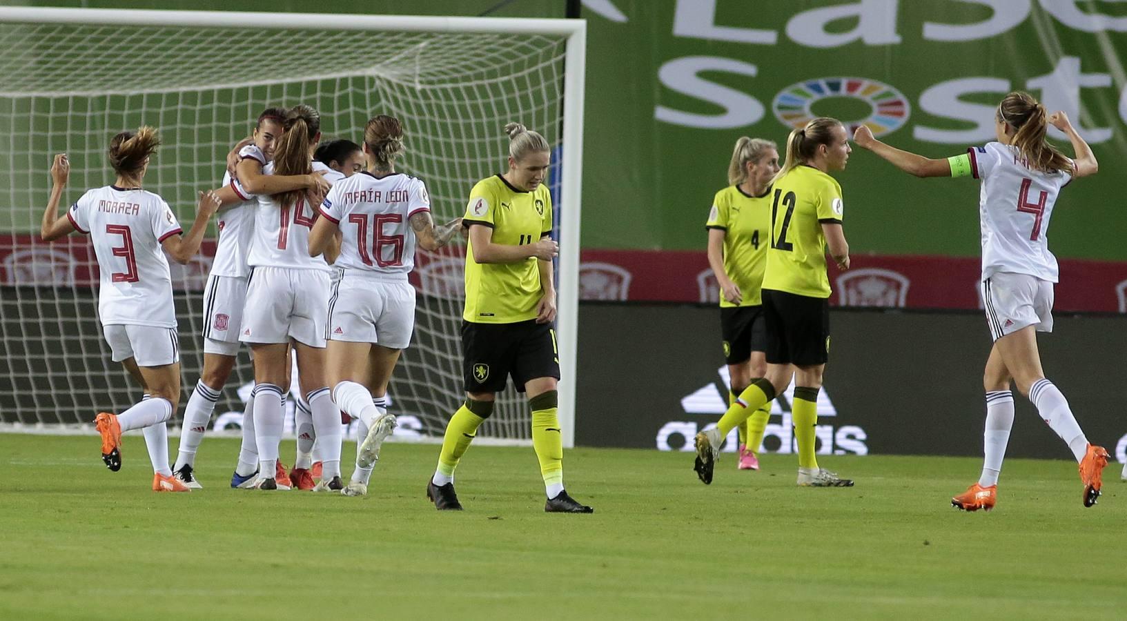 Las mejores imágenes del partido entre las selecciones femeninas de España y República Checa