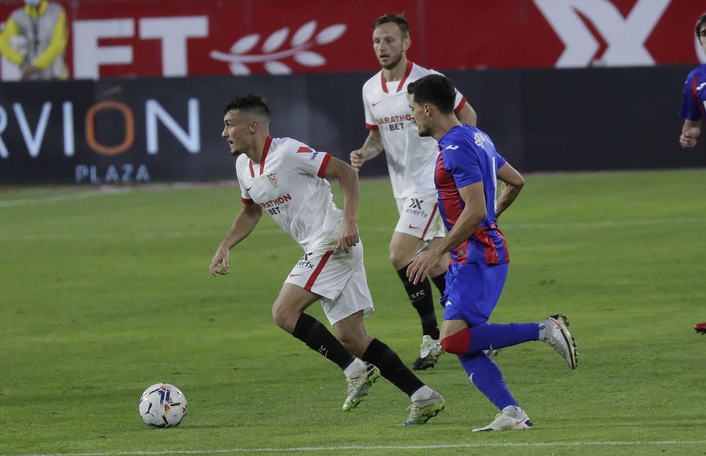 En imágenes, el partido entre Sevilla F.C. y el Eibar