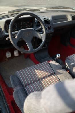 Fotogalería: Aventura Peugeot restaura un 205 GTI