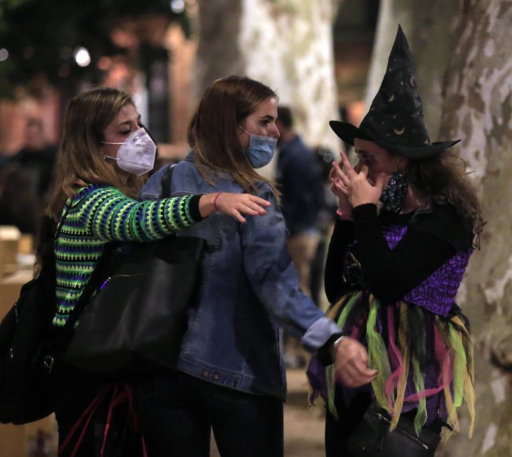 Un Halloween a medio gas en Sevilla