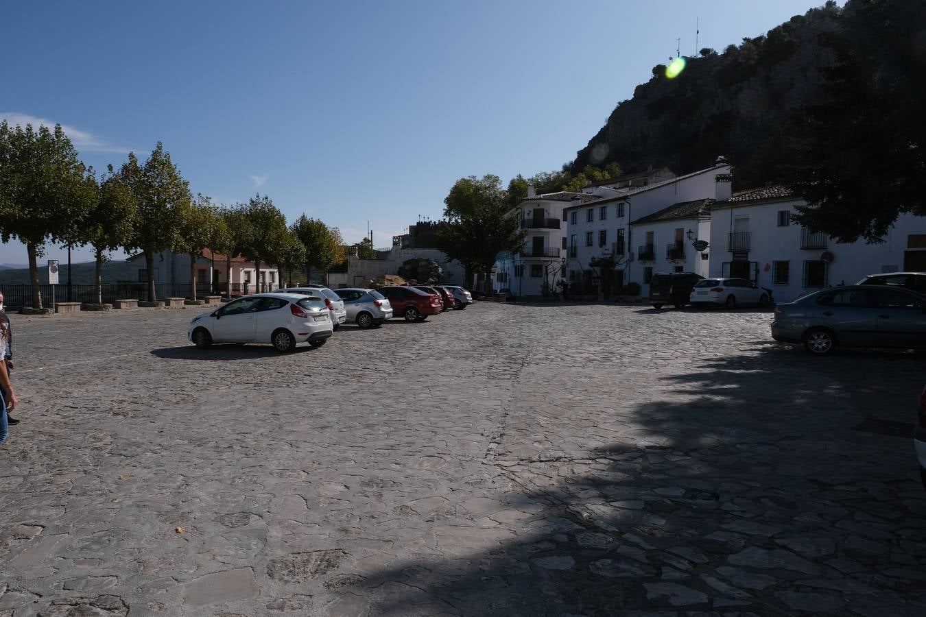 FOTOS: Controles en la Sierra de Cádiz y poco ambiente por las restricciones