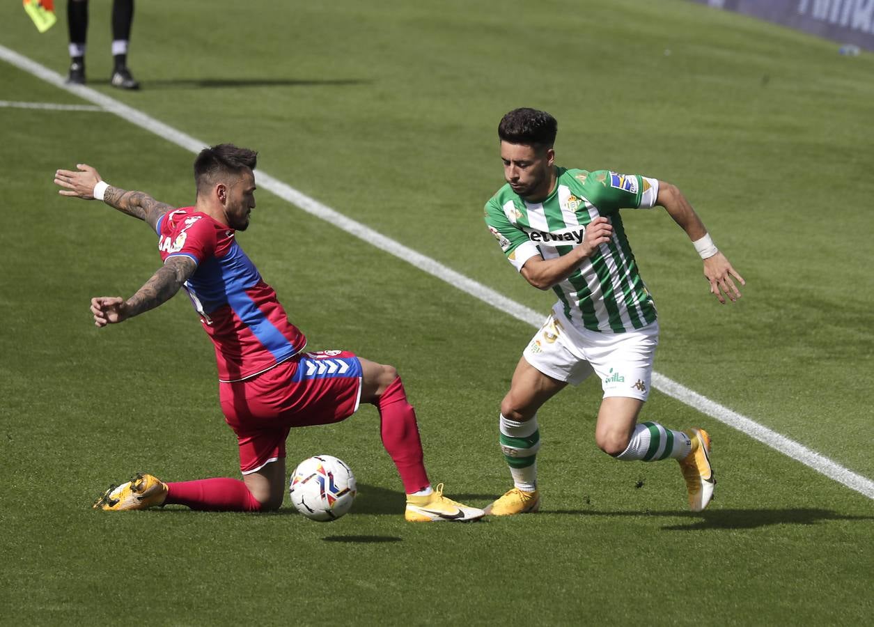 En imágenes, la victoria del Betis sobre el Elche