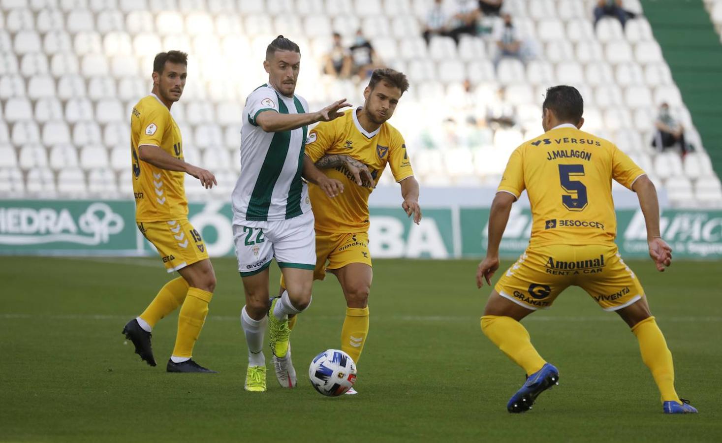 Las mejores jugadas del Córdoba-UCAM Murcia, en imágenes