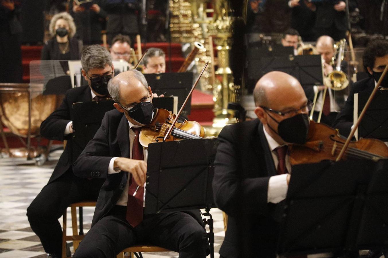 El «Requiem» de Mozart en la Catedral de Córdoba, en imágenes