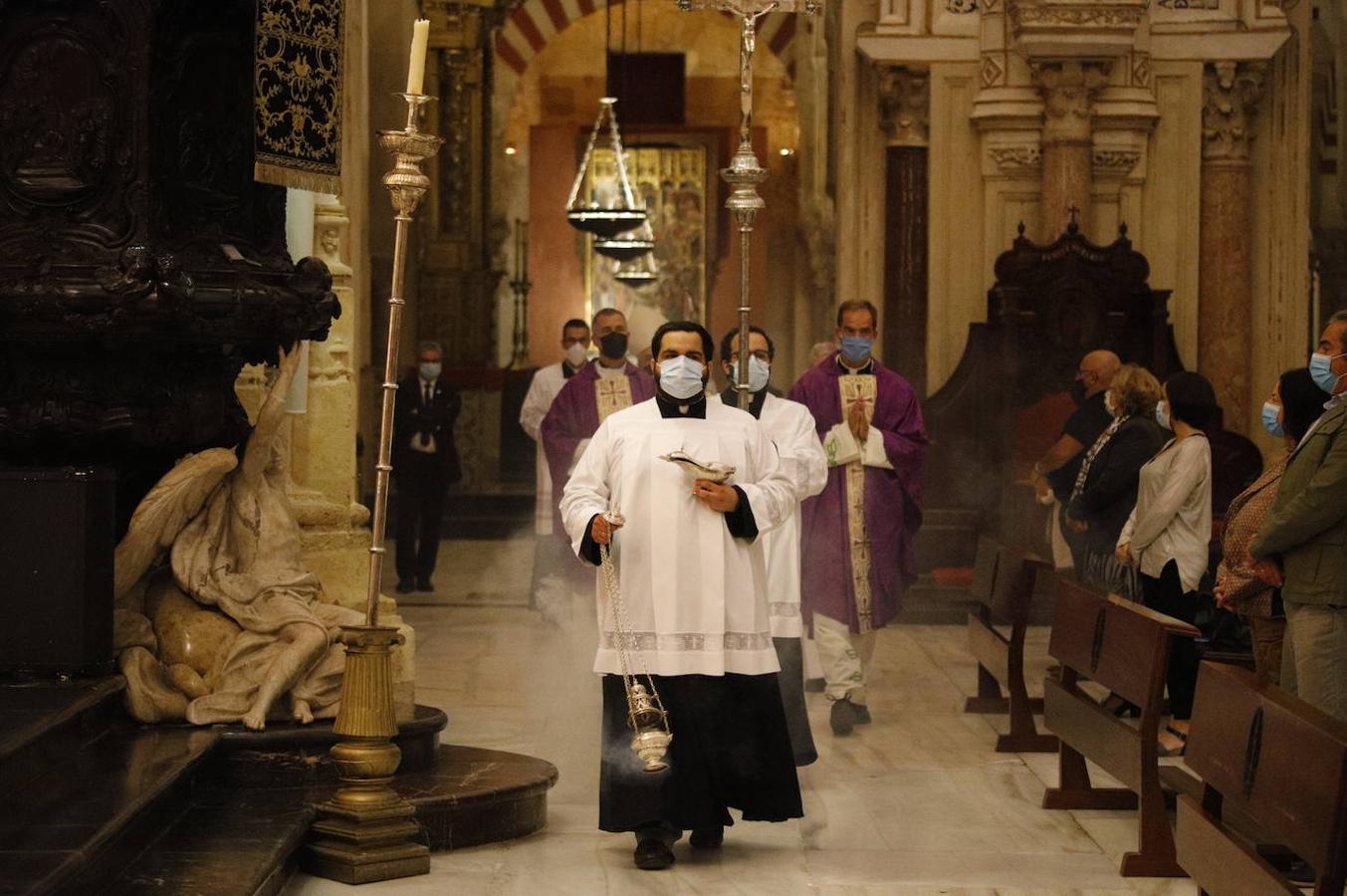 El «Requiem» de Mozart en la Catedral de Córdoba, en imágenes