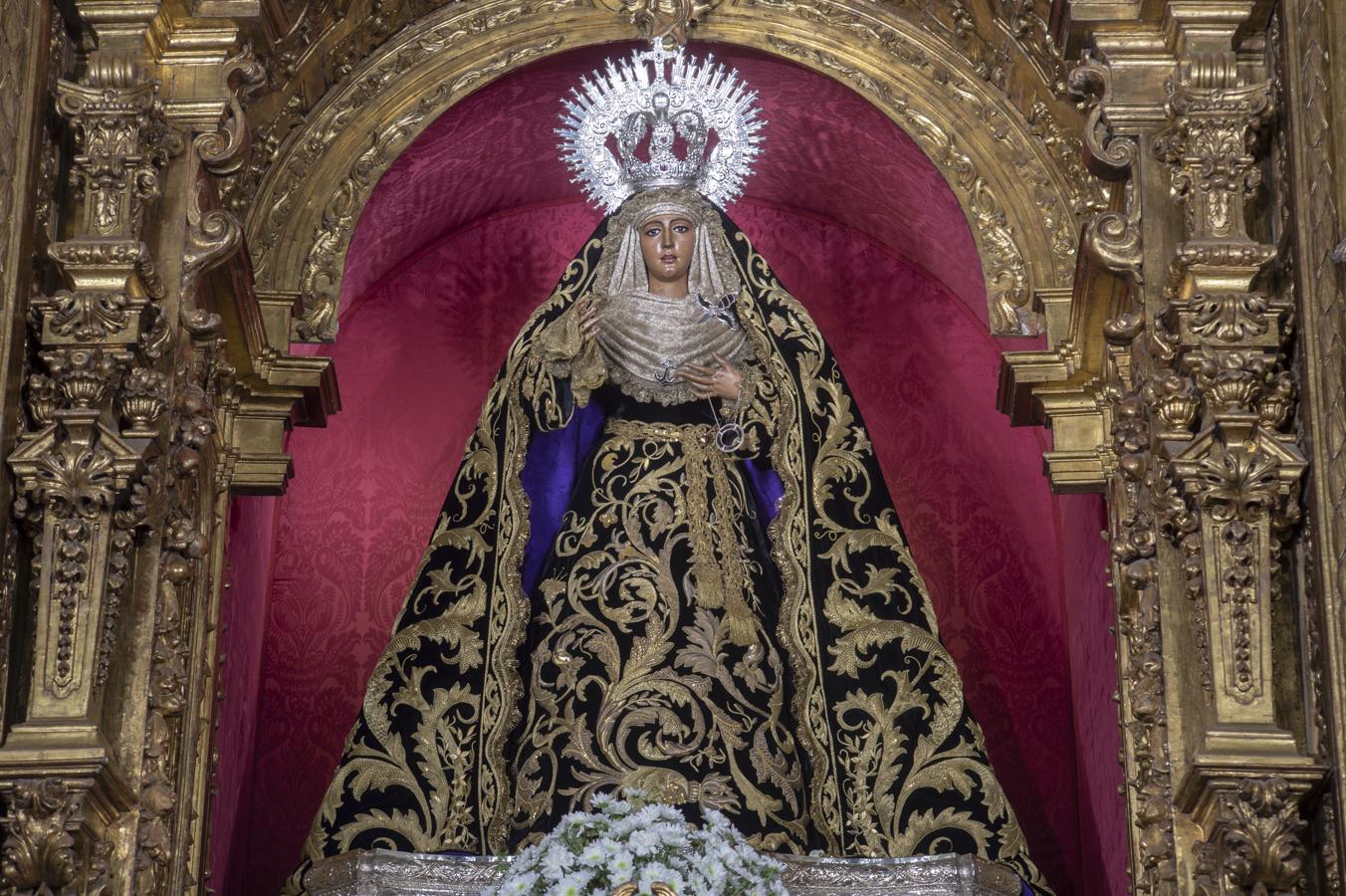 La Esperanza de Triana para el mes de noviembre