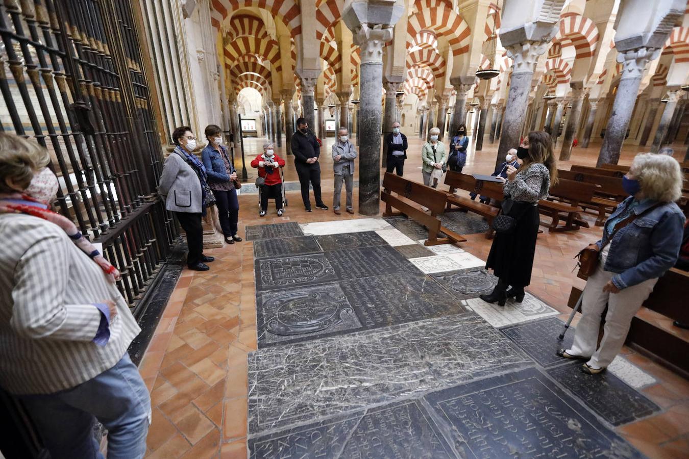 La ruta por las tumbas de la Mezquita-Catedral de Córdoba, en imágenes