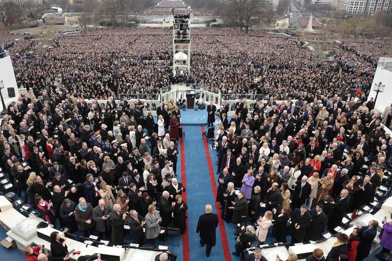 Llegada del presidente de Estados Unidos, Donald Trump a su ceremonia de investidura frente al Capitolio de Washington el 20 de enero de 2017.. 