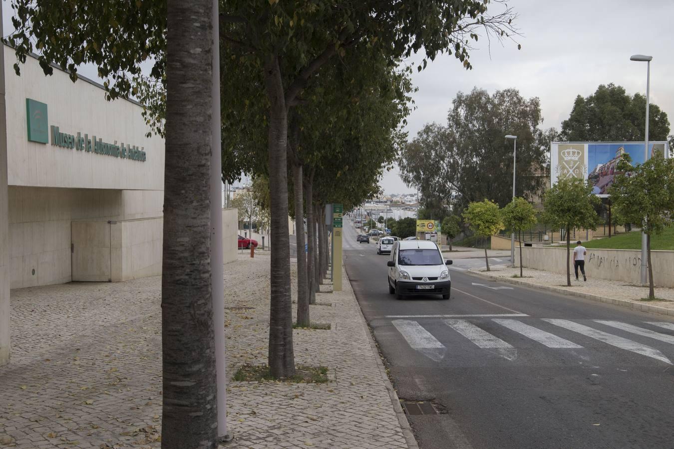 En imágenes, pueblos de Sevilla separados por una calle