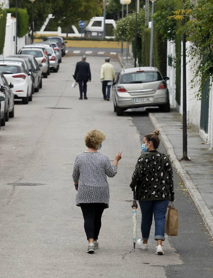 En imágenes, pueblos de Sevilla separados por una calle