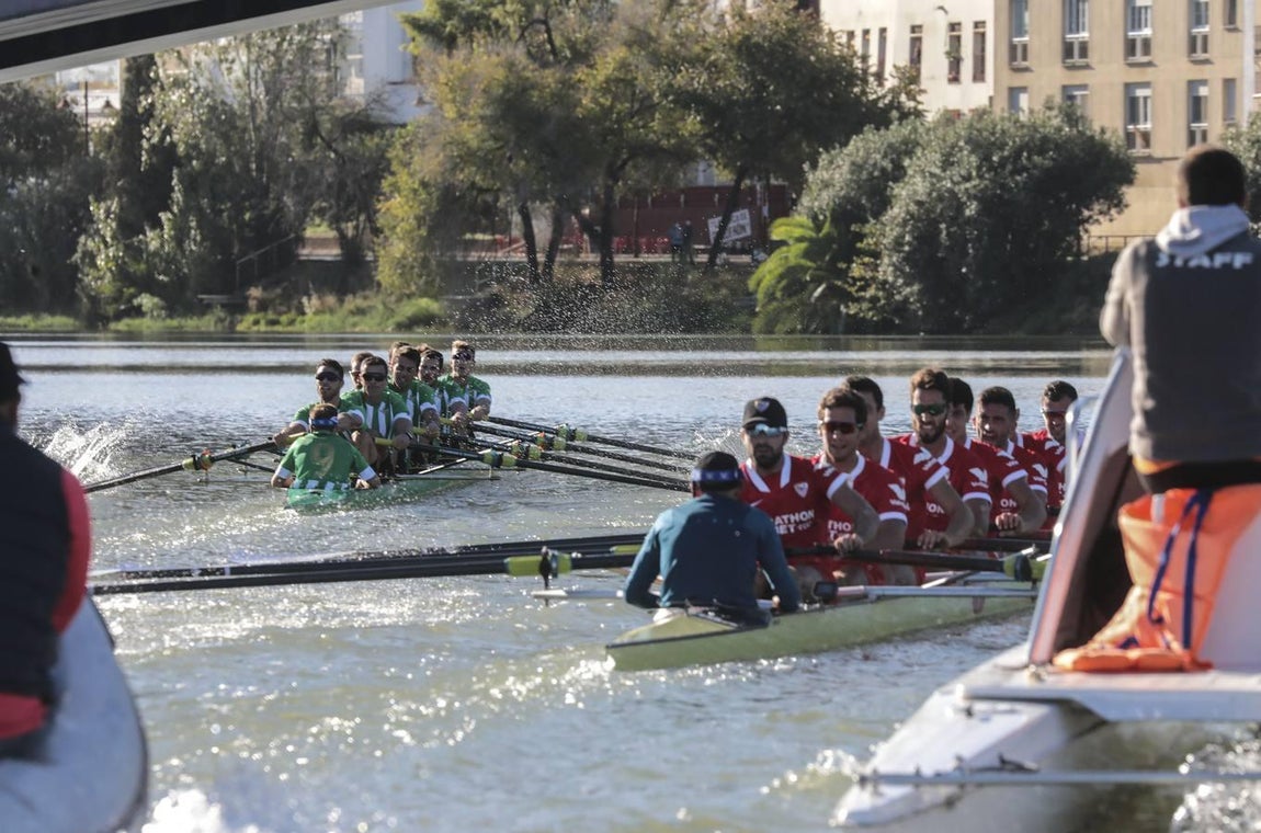 Victoria bética en la regata sevillana
