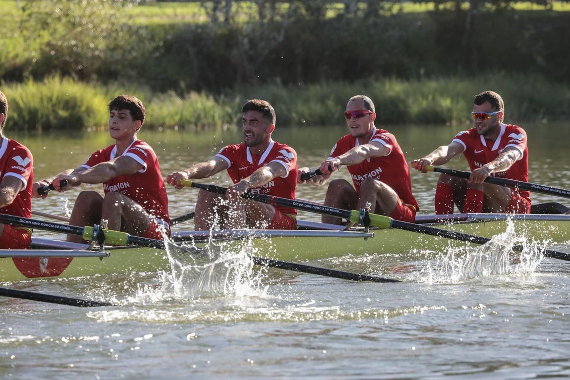 Victoria bética en la regata sevillana