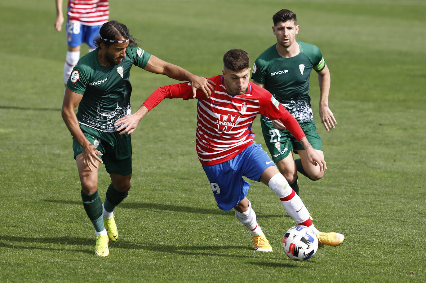 El Recreativo Granada-Córdoba CF, en imágenes