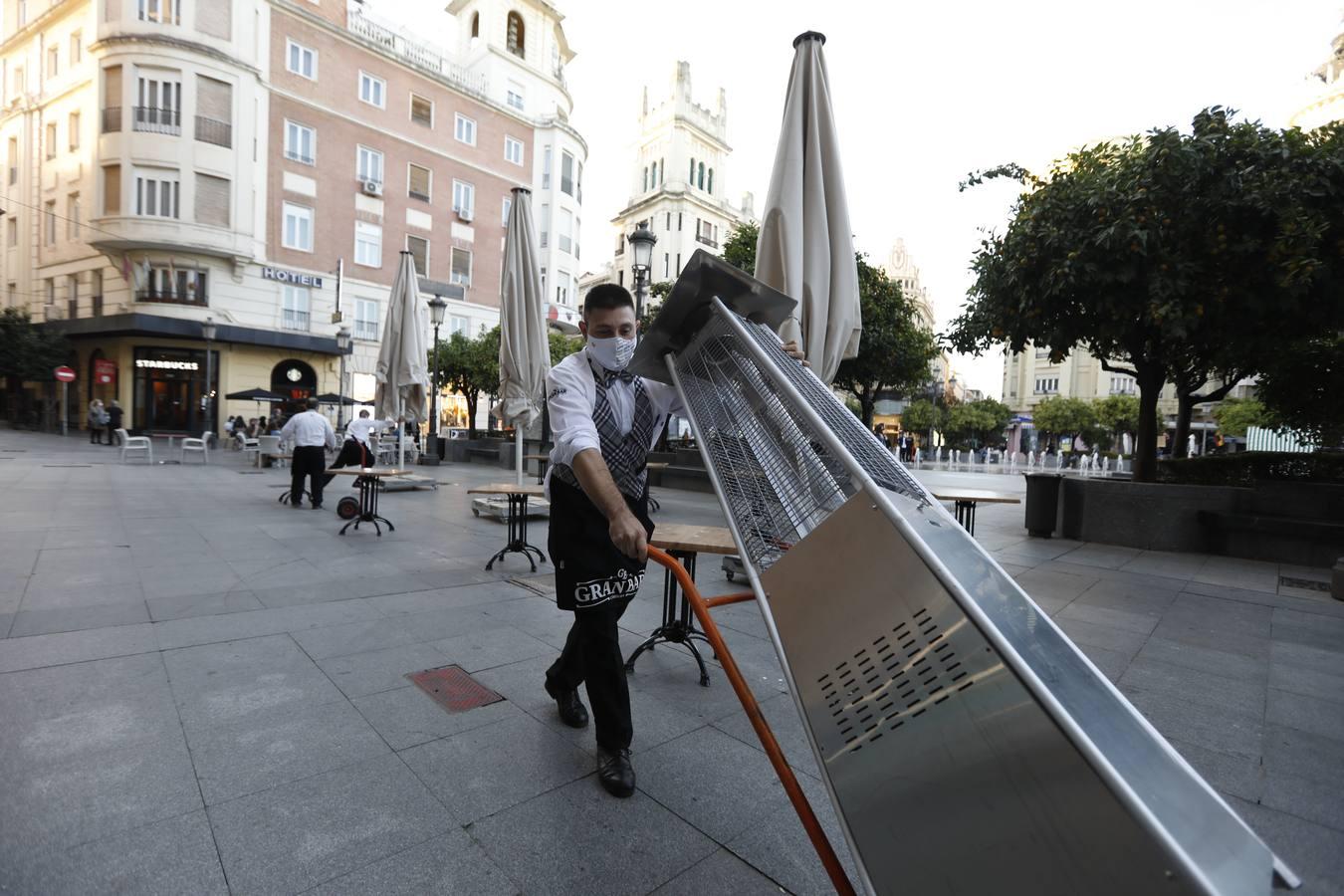 Primer día del cierre de los negocios de Córdoba, en imágenes