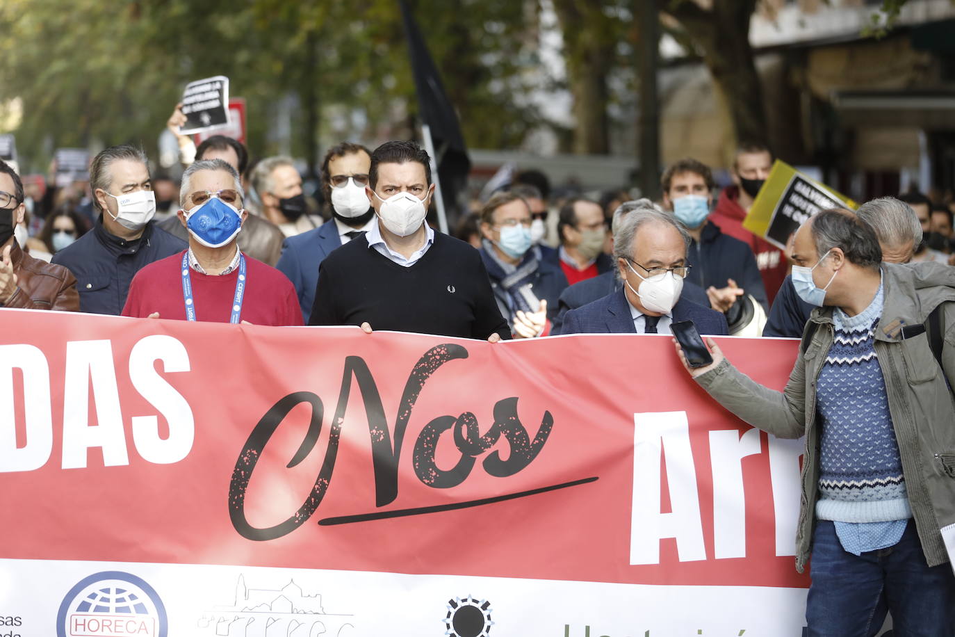 La protesta de la hostelería de Córdoba, en imágenes