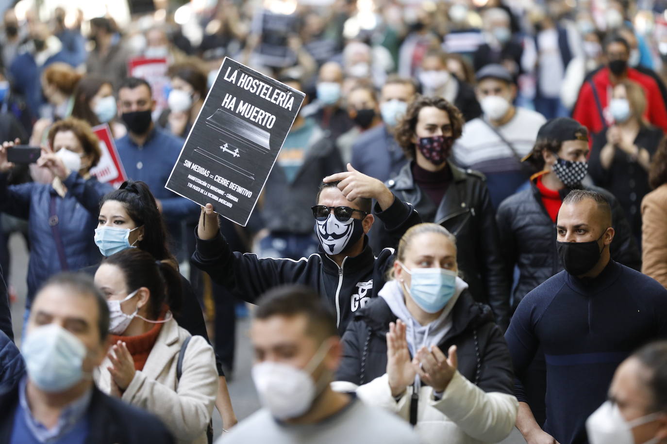 La protesta de la hostelería de Córdoba, en imágenes