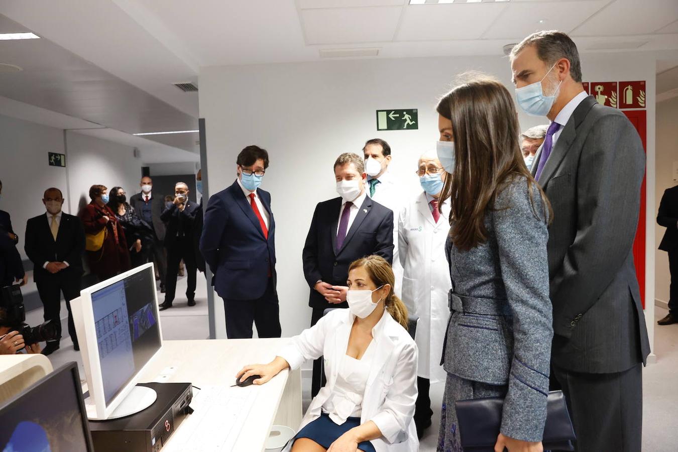 La visita de los Reyes de España al nuevo hospital de Toledo, en imágenes