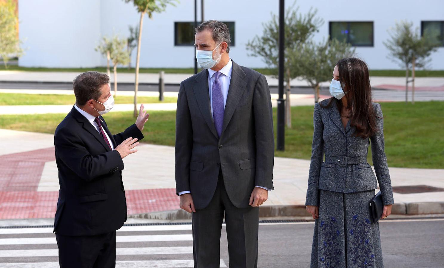 La visita de los Reyes de España al nuevo hospital de Toledo, en imágenes