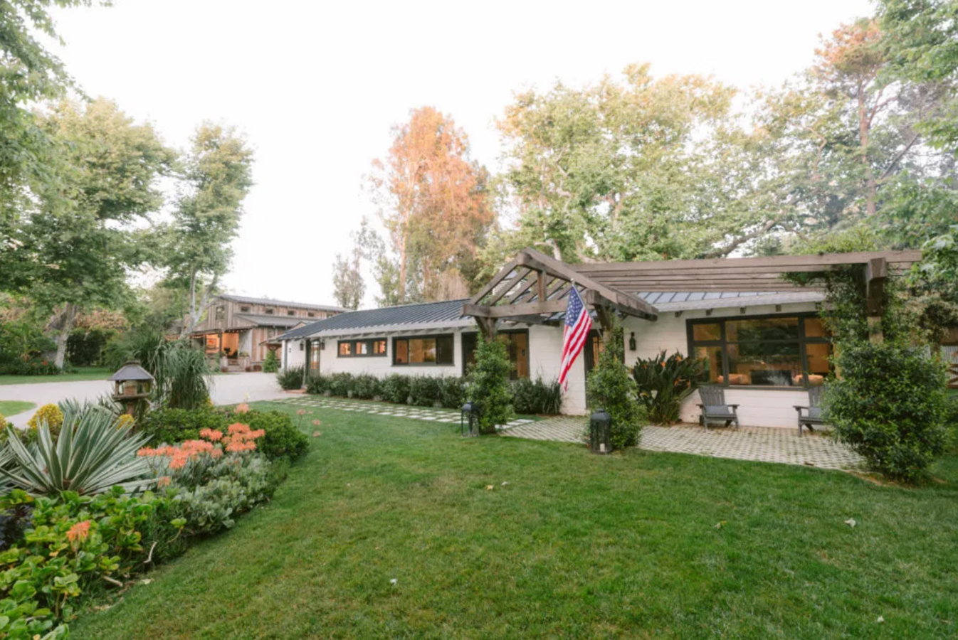 Reese Witherspoon vende su rancho de Malibú por 5,6 millones