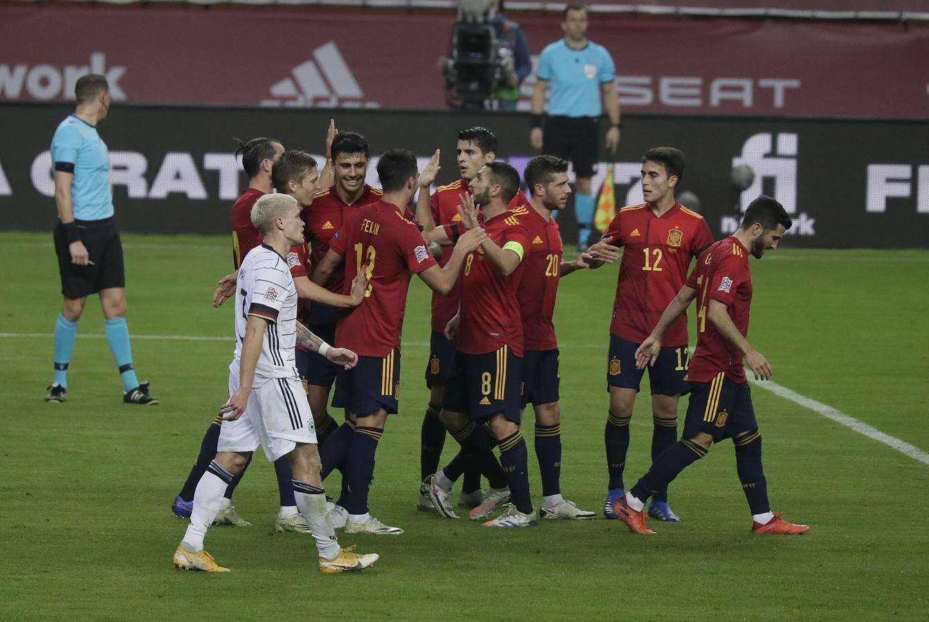 En imágenes, la goleada histórica (6-0) de España a Alemania en Sevilla