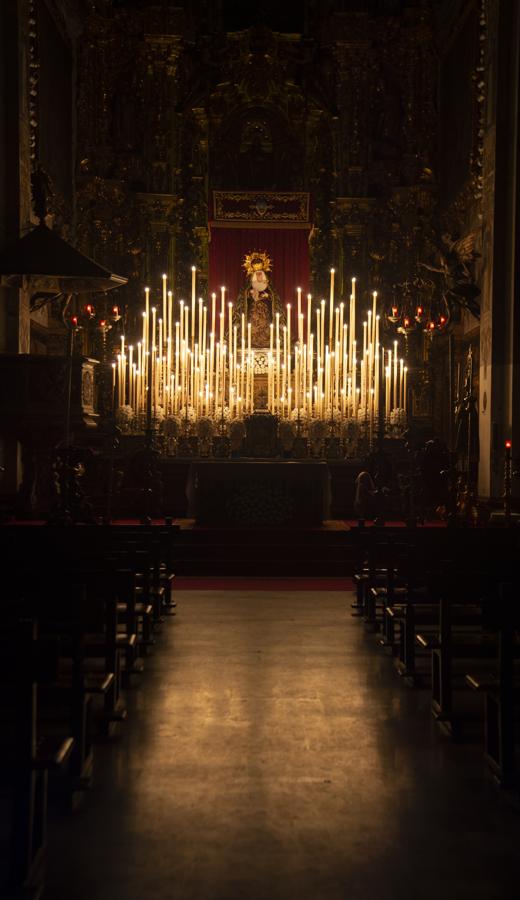 Altar de cultos de la Virgen de la Presentación del Calvario