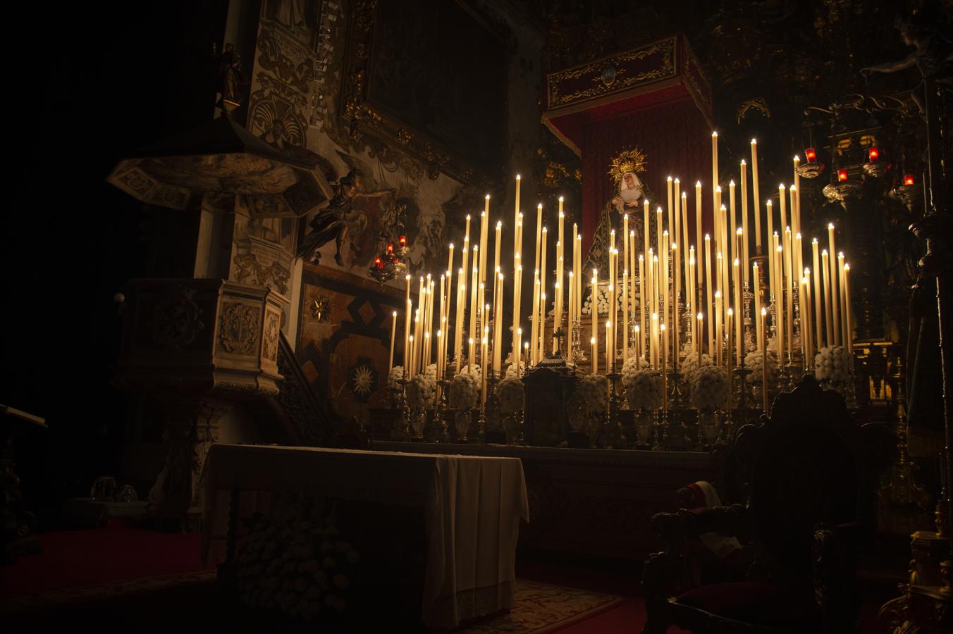 Altar de cultos de la Virgen de la Presentación del Calvario