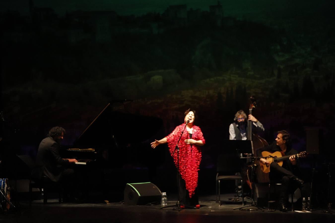 Carmen Linares en Córdoba, en imágenes