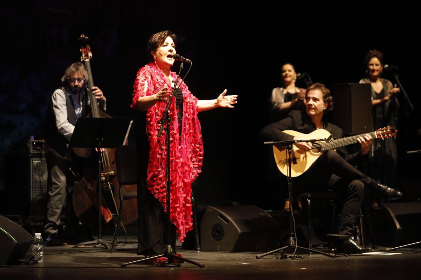 Carmen Linares en Córdoba, en imágenes