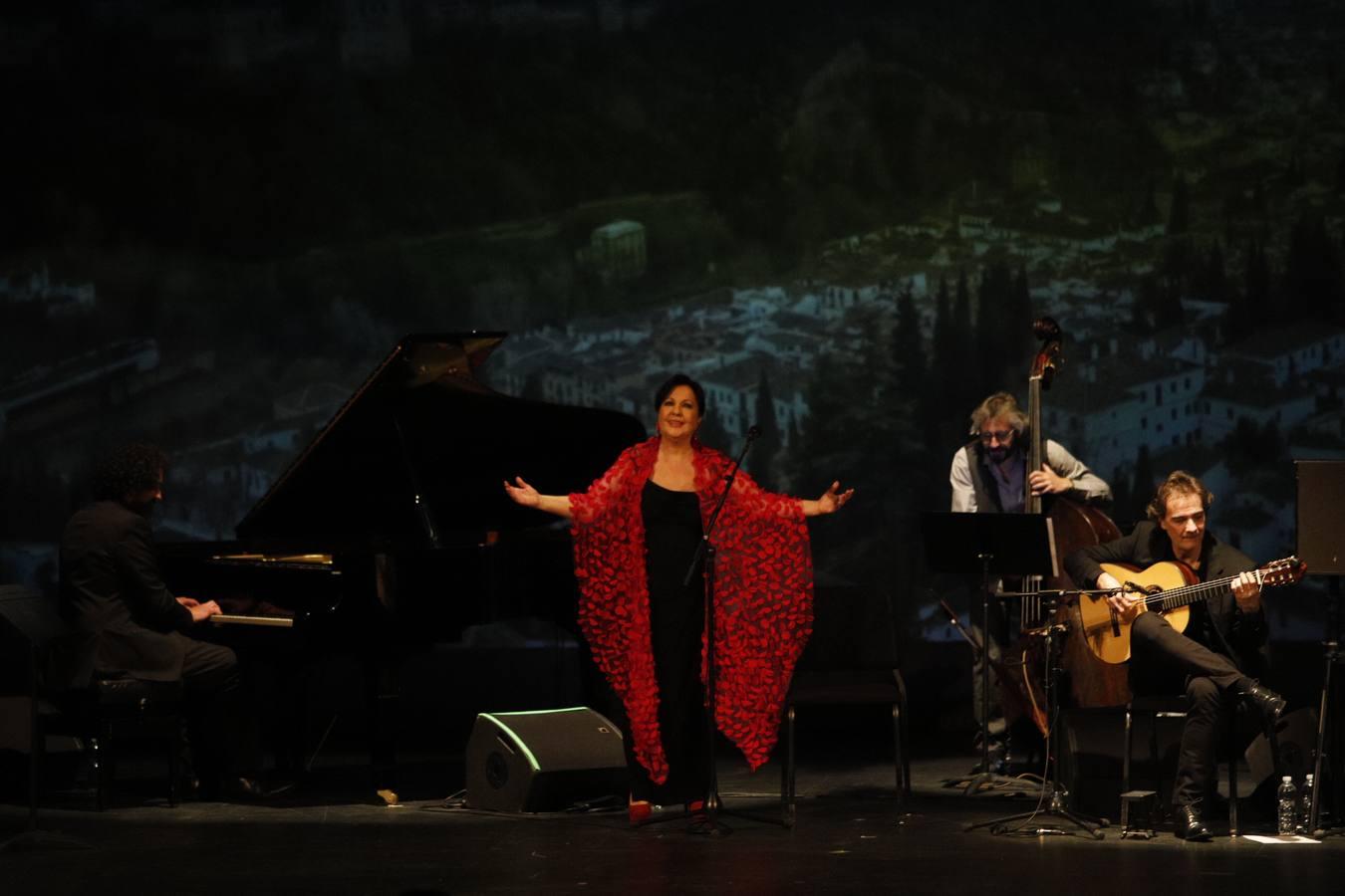 Carmen Linares en Córdoba, en imágenes