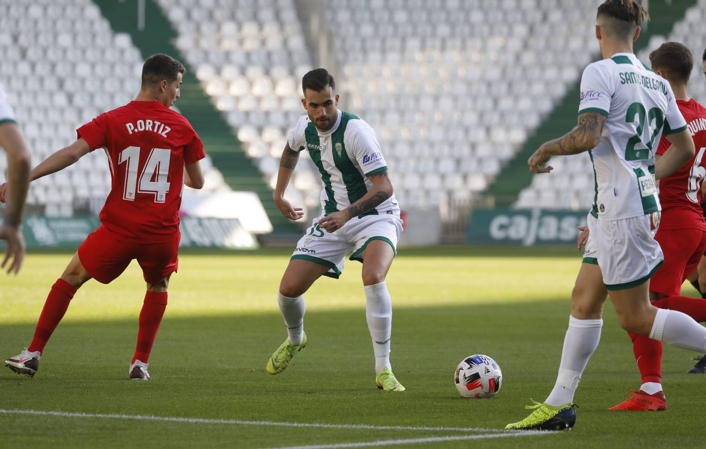 El tropiezo del Córdoba CF ante el Sevilla Atlético, en imágenes