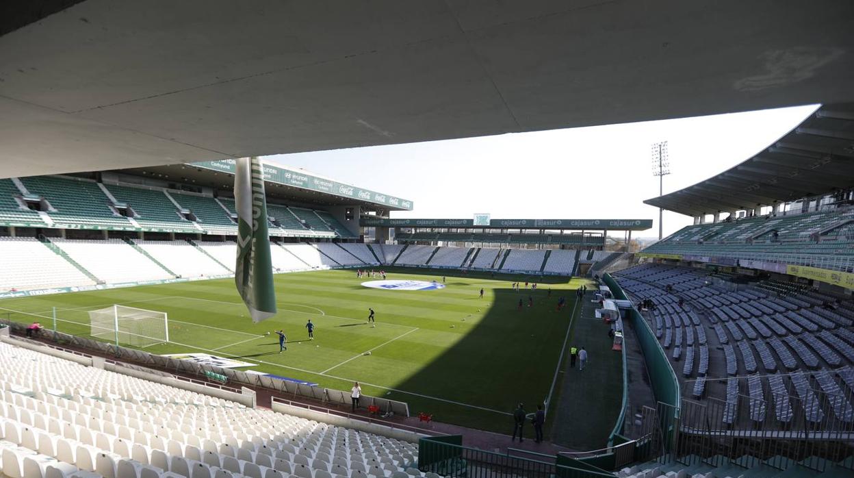 El primer partido del Córdoba CF a puerta cerrada, en imágenes