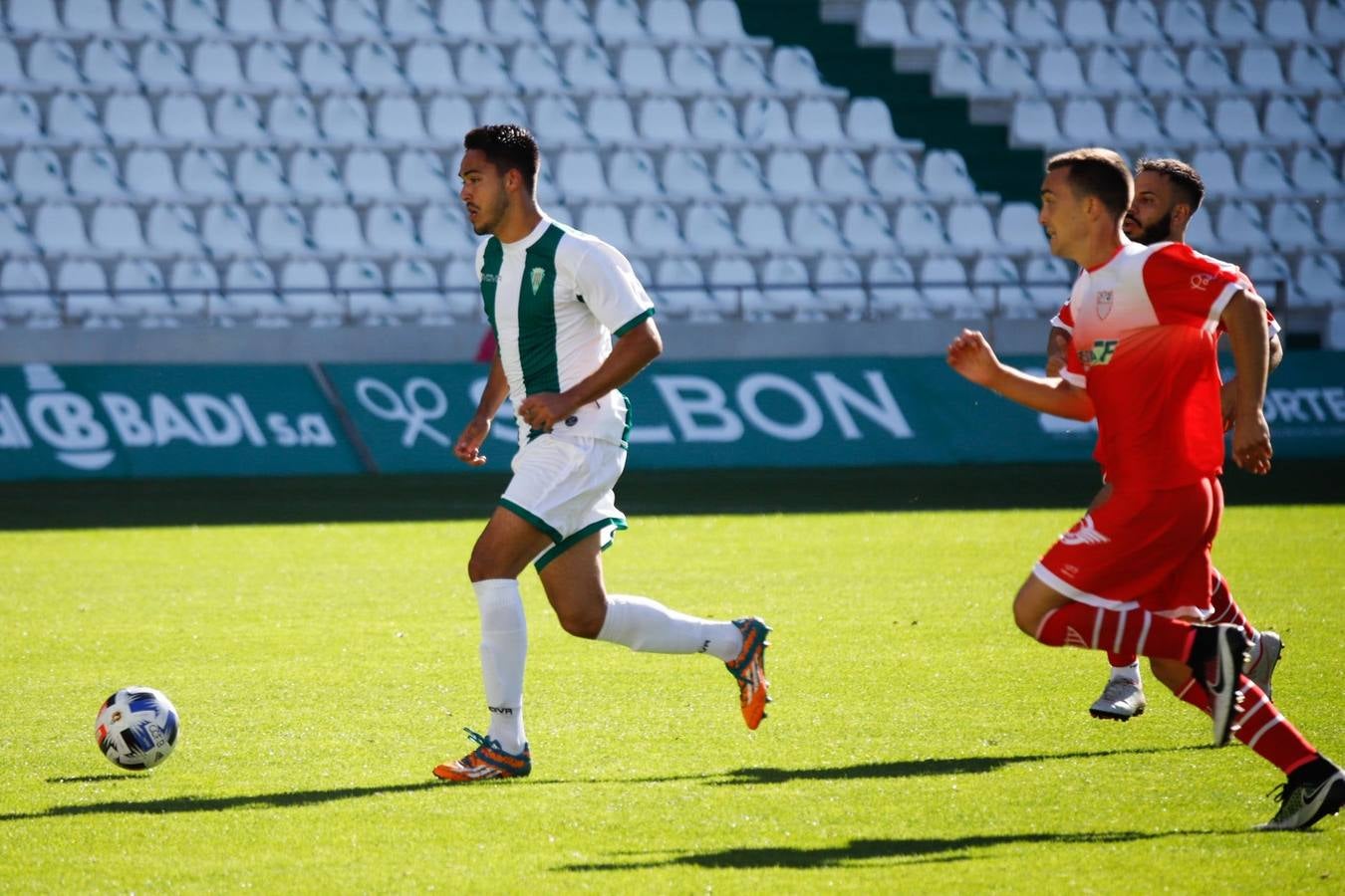 La primera victoria del Córdoba B en El Arcángel ante La Palma, en imágenes