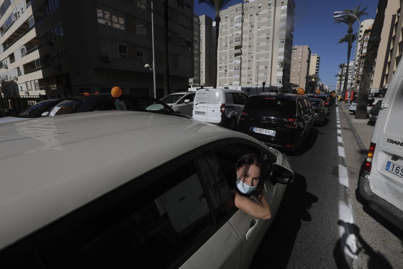 Caravana de vehículos en Cádiz contra «la ley Celaá»