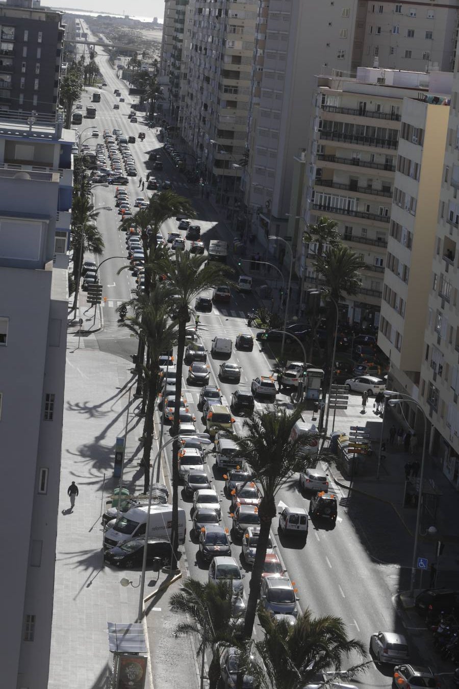 Caravana de vehículos en Cádiz contra «la ley Celaá»