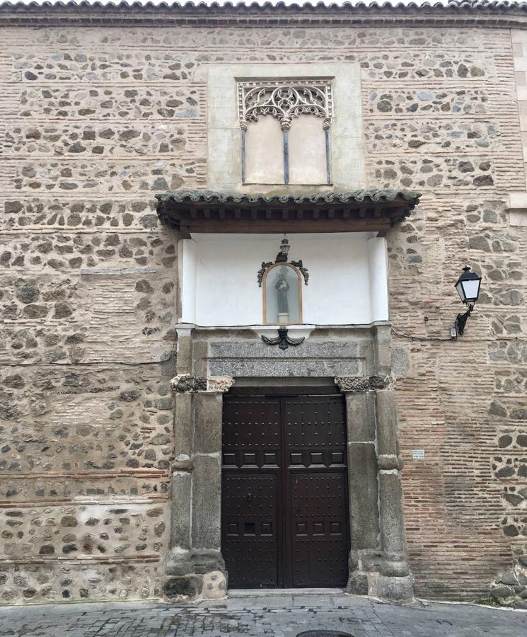 La visita solidaria al convento de San Antonio, en imágenes