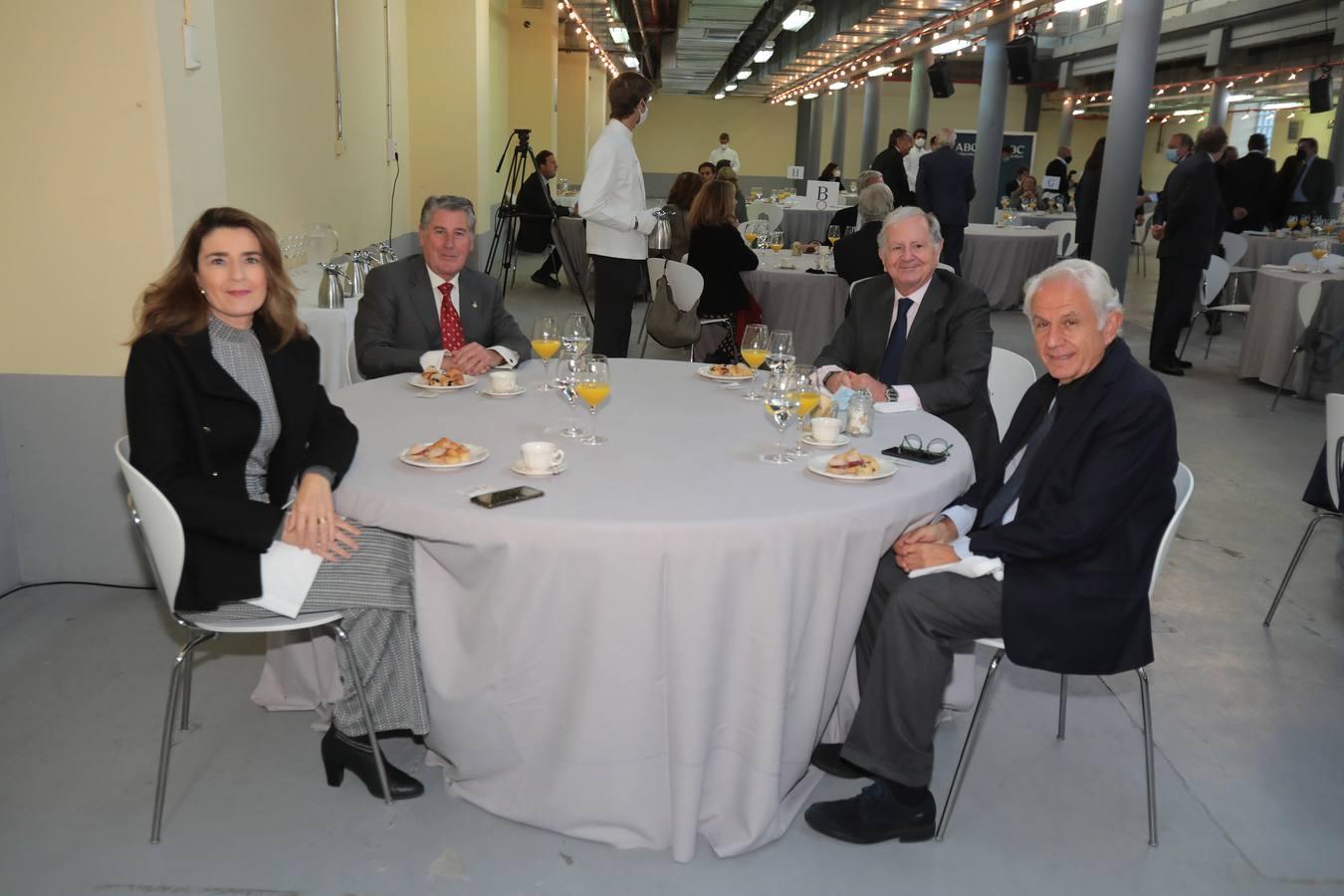 María Jesús Fernández Pereira, Miguel Gallego Jurado, José Gandía Giner y Antonio Pascual Acosta