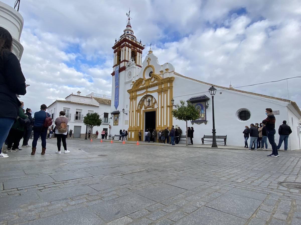 En imágenes, Castilblanco despide a Manuela, la bebé atropellada por un conductor que dio positivo en drogas