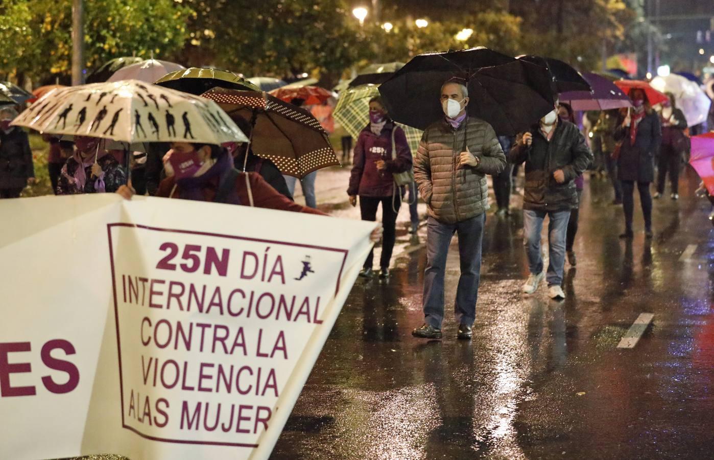 La marcha contra la violencia machista en Córdoba, en imágenes