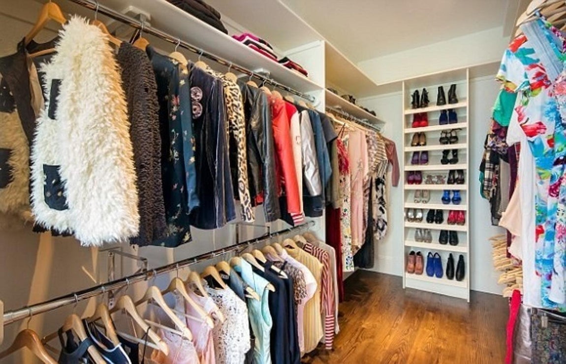 La casa que Sarah Jessica Parker ha vendido en Nueva York. No podía faltar un vestidor que nada tiene que envidiar al de Carrie, su personaje estrella en “Sexo en Nueva York”.