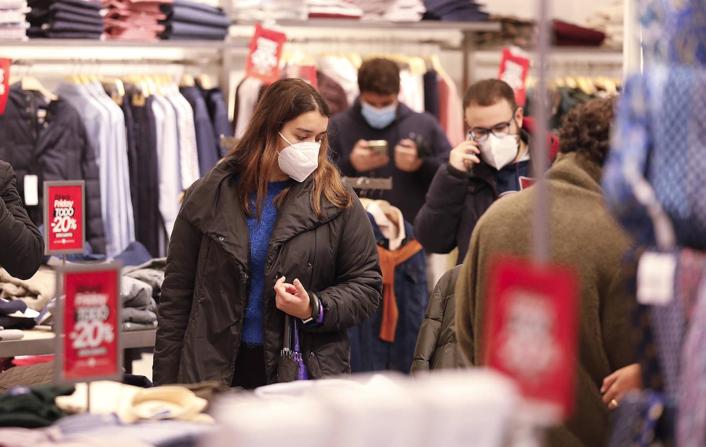 El ambiente del Black Friday de Córdoba, en imágenes