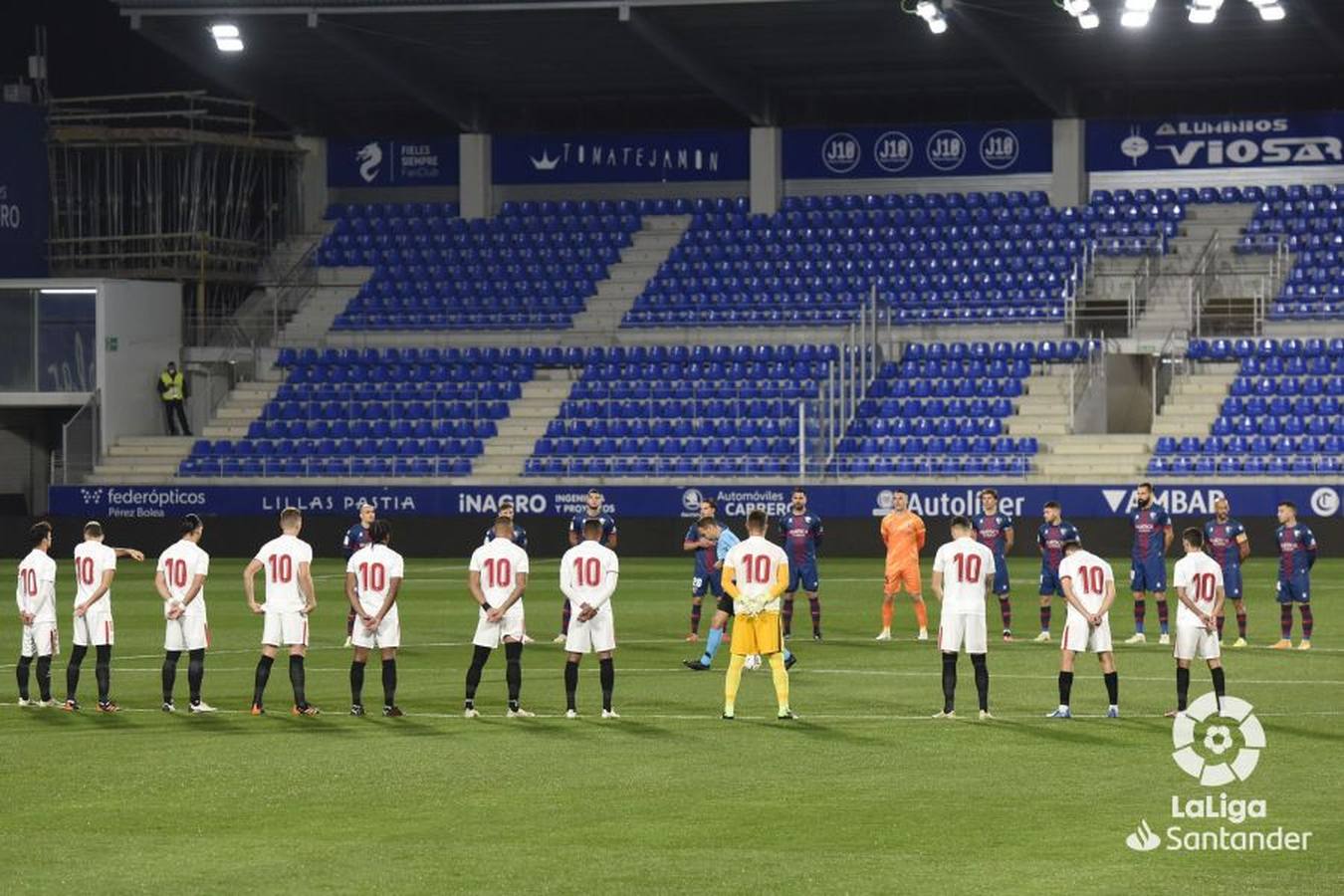 Fotogalería: Las mejores imágenes del Huesca-Sevilla