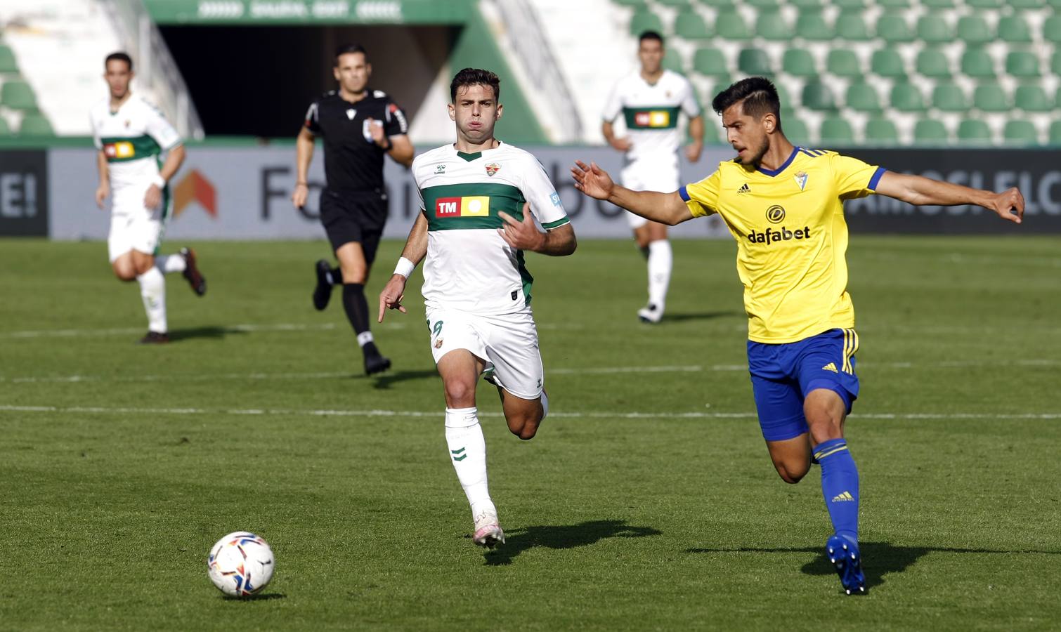 FOTOS: Las imágenes del Elche - Cádiz