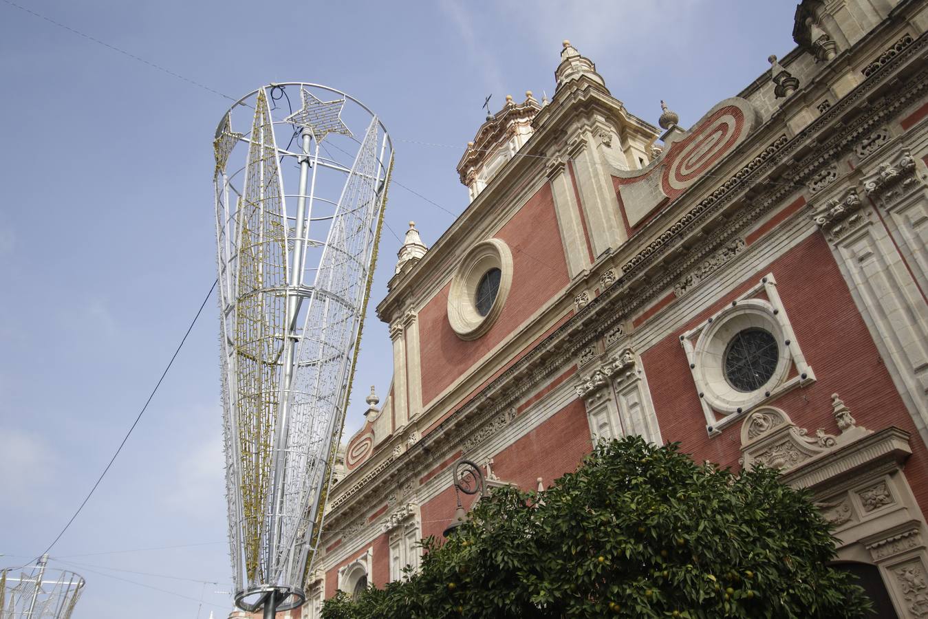 Fotogalería: El alumbrado navideño, listo para cobrar vida