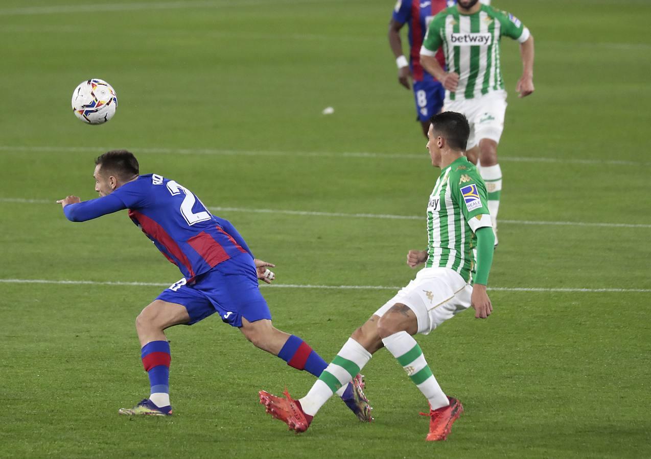 Las mejores imágenes del encuentro entre el Real Betis y el Eibar