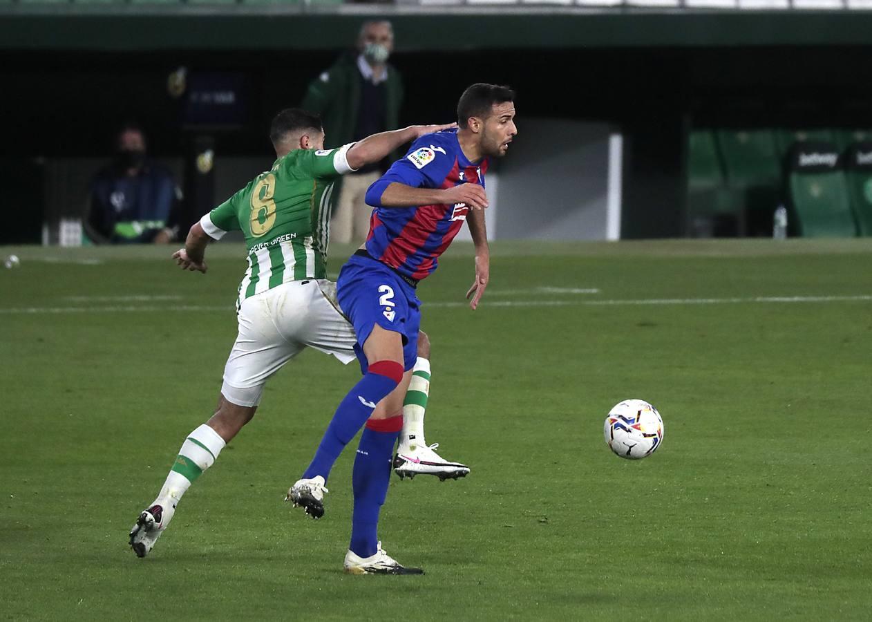 Las mejores imágenes del encuentro entre el Real Betis y el Eibar