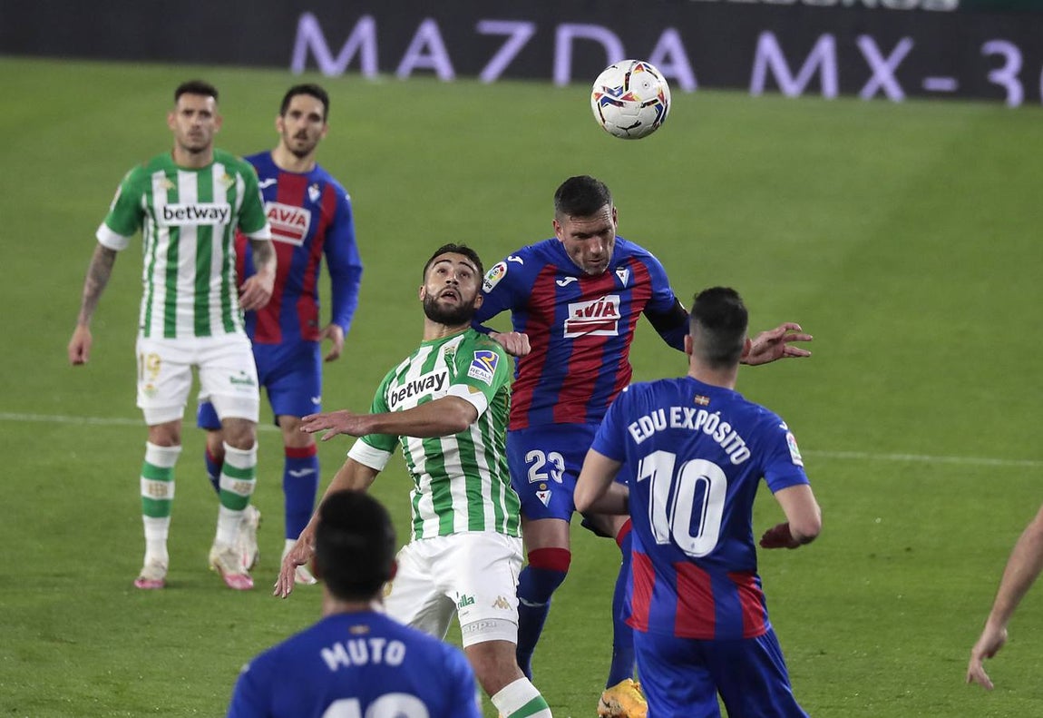 Las mejores imágenes del encuentro entre el Real Betis y el Eibar