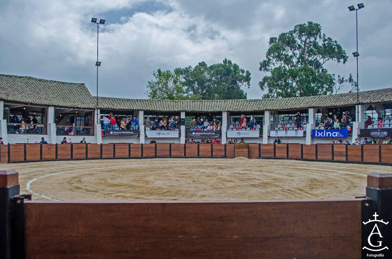 Festival taurino celebrado en Ecuador, en imágenes