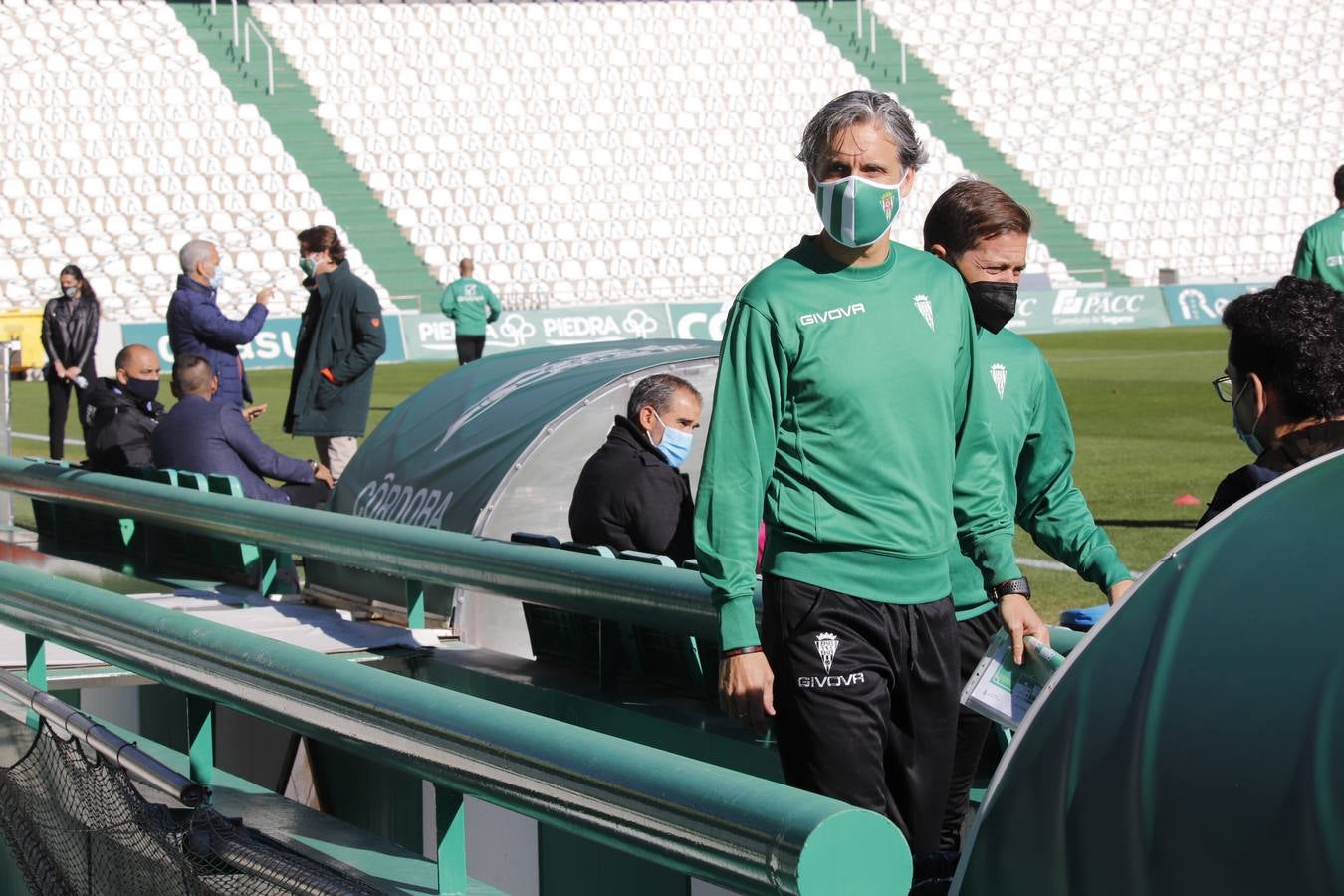 La primera jornada de Pablo Alfaro en el Córdoba CF, en imágenes