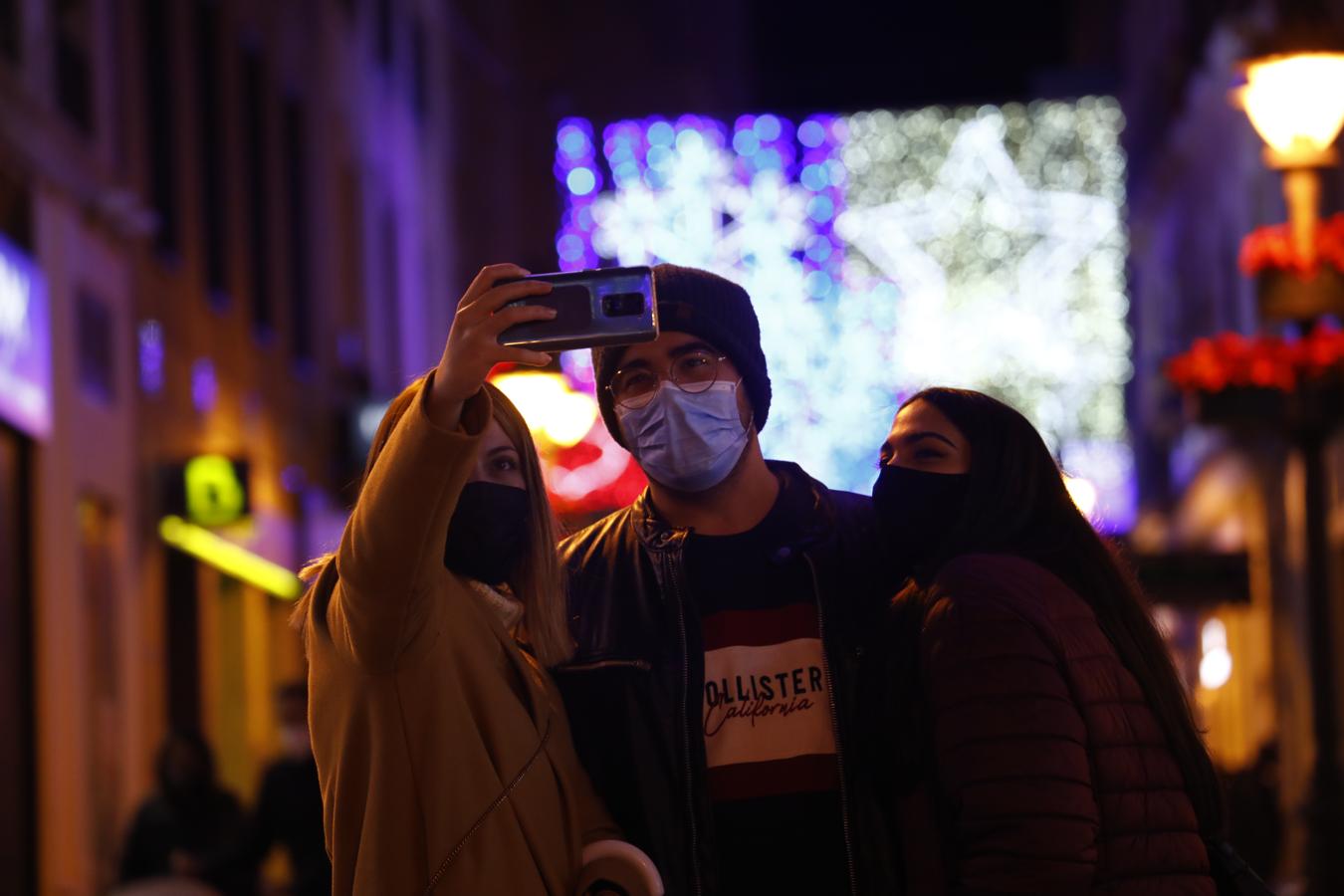 El gélido ambiente navideño en el Centro de Córdoba, en imágenes